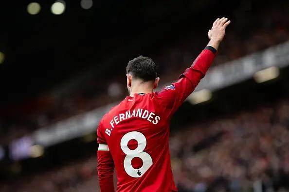 PG模拟器-【英超】B费超贝帅助攻纪录 曼联3比1维拉稳在前三